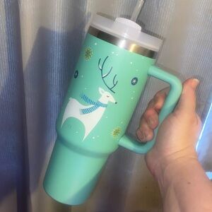 40 oz tumbler never used. I have too many!